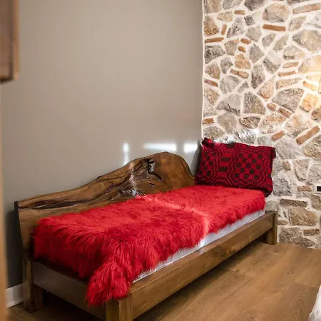 Hotel Tres Belle
