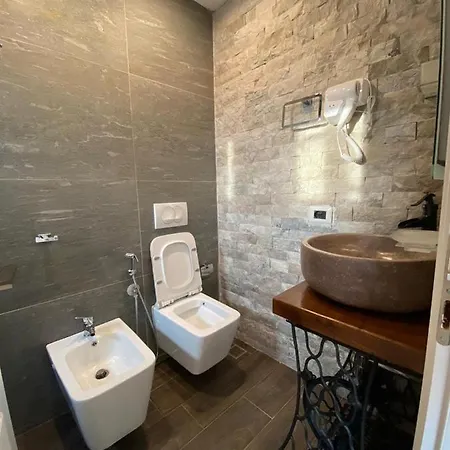 Tres Belle Hotel