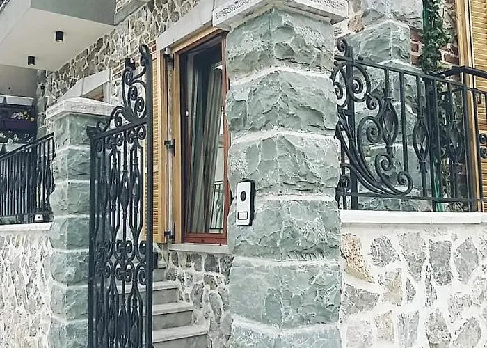 Ξενοδοχείο Tres Belle Κορυτσά