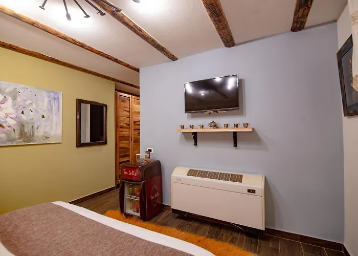 Tres Belle Hotel Korce