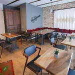 Tres Belle Hotel Korce