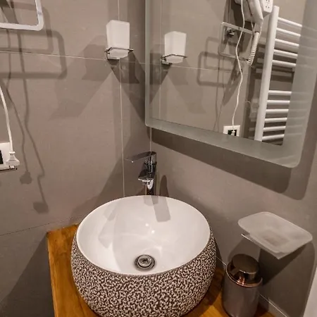 Tres Belle Szálloda