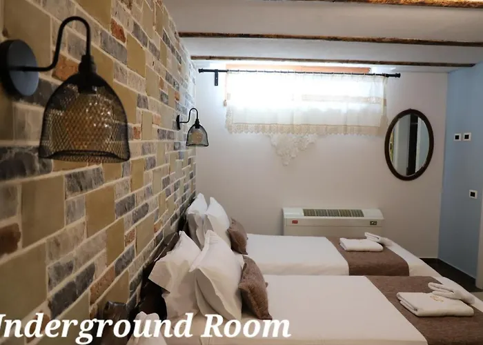 Tres Belle Hotel *